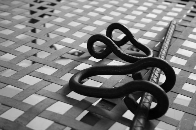 ankle shackles.jpg