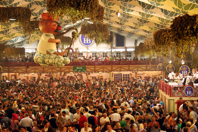 2692Oktoberfest.jpg