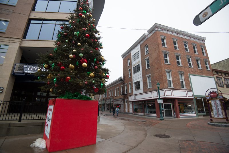 20130113 Schenectady Christmas Decorations D6C1761-Full-Size-Straight-From-The-Camera-1