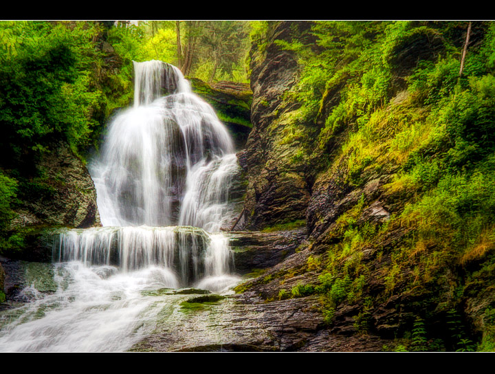 20080705---Falls-in-the-Poconos---N16965_6_7_tonemapped(FS)_PS1_720_KitSnkMult.jpg