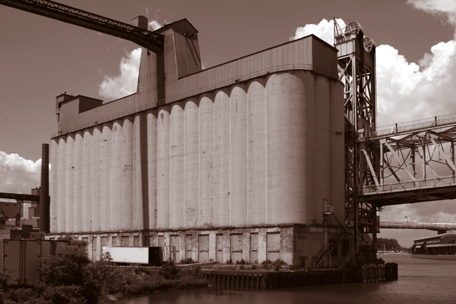 Grain_Elevator1.jpg