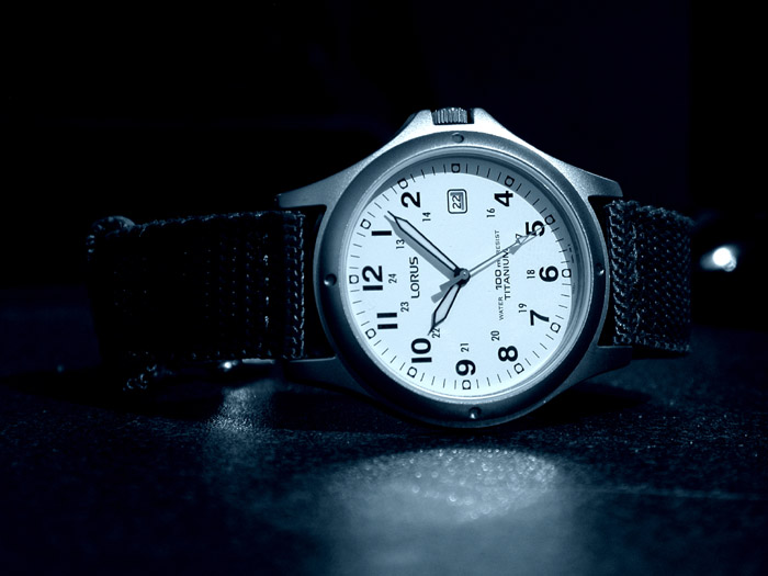 005 - watch001.jpg