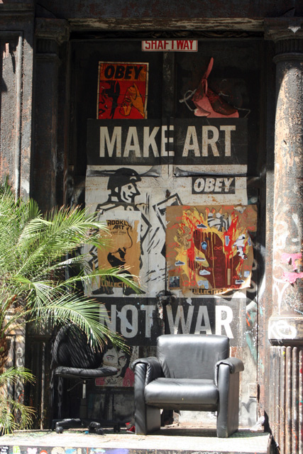 make-art-not-war.jpg