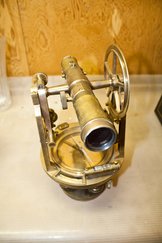 IMG_6294 surveying-instrument-1-800