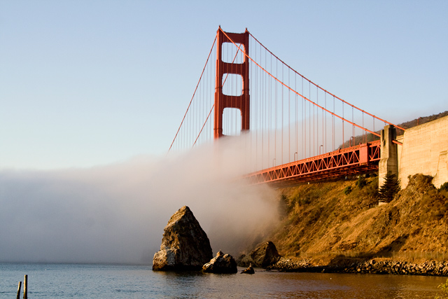golden-gate-bridge-in-fog.jpg