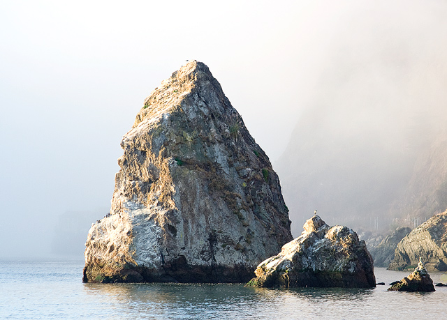 Rocks-at--GGB.jpg