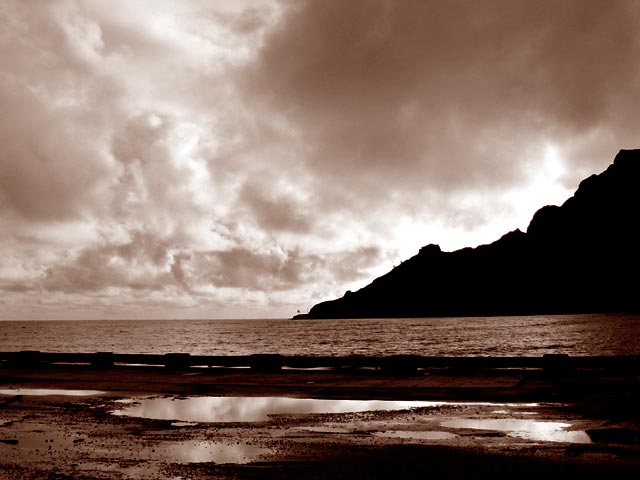 Kahana Bay