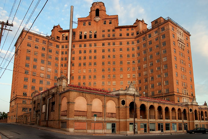 Baker Hotel