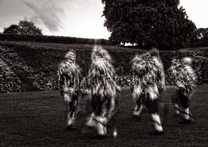 Isca Morris Men