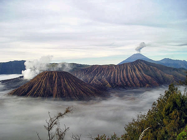 Gunung Bromo & Gunung Semuru