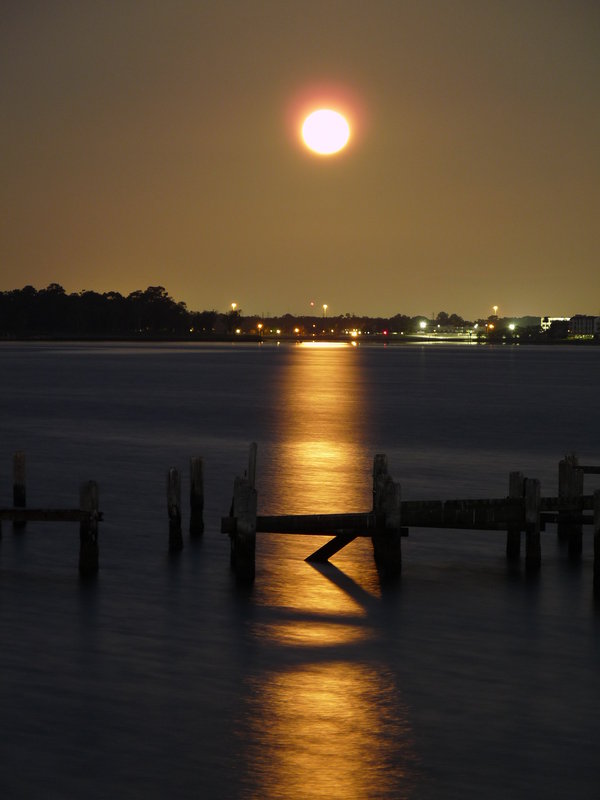 moon set 034.JPG