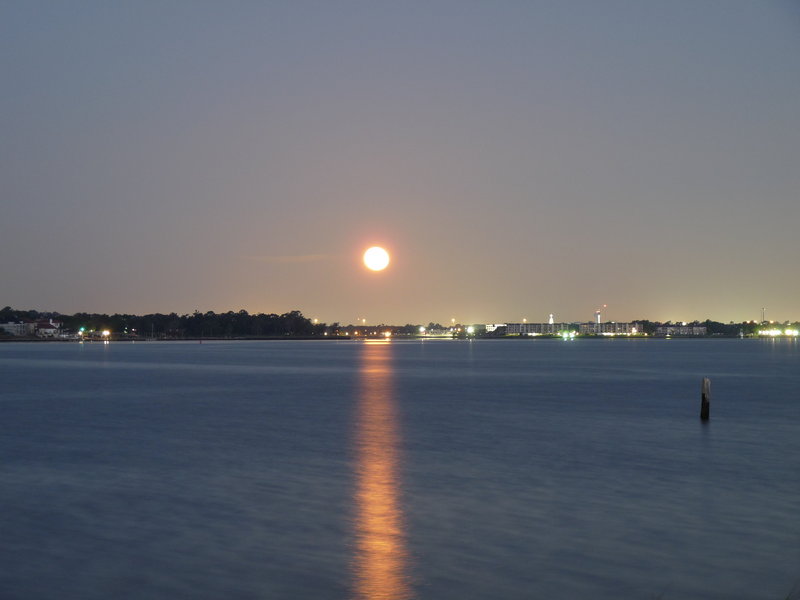 moon set 036.JPG
