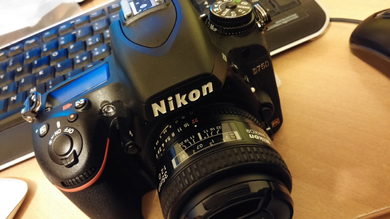 D750