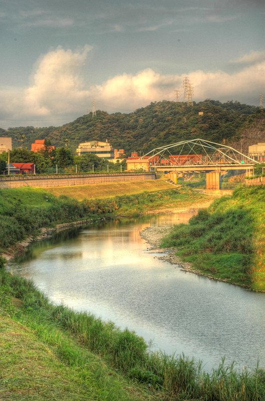 Da-Hua Bridge on Keelung River