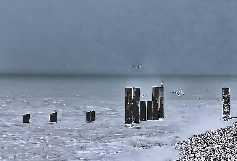 ja9\'s clouded PP beach.jpg