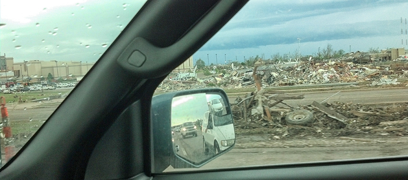 Moore tornado tom camera