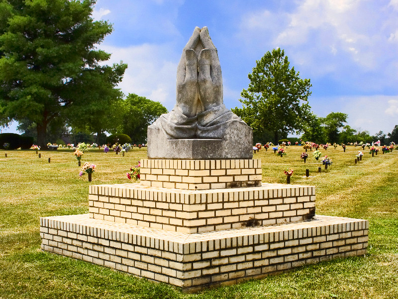 praying hands 3045 3