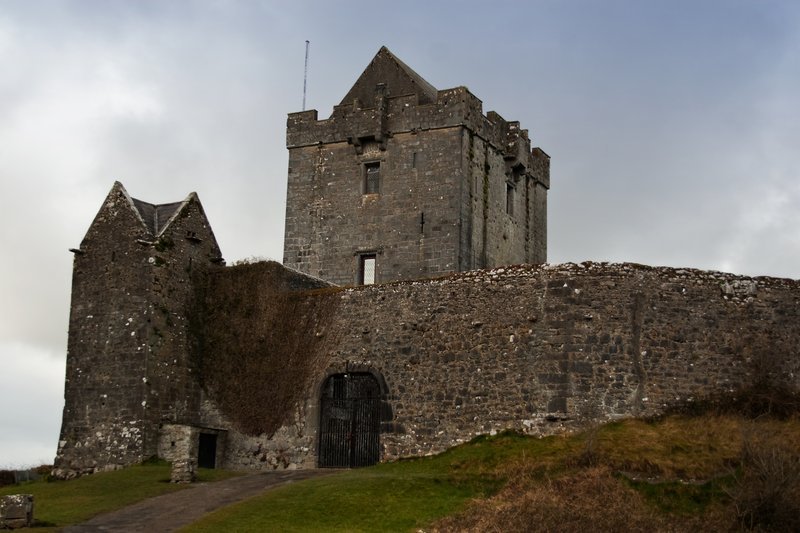 Dunguaire Castle