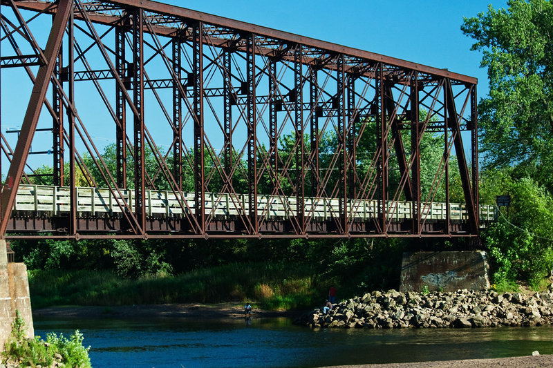 Bridges-generations-and-train