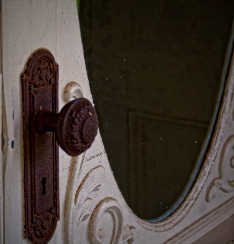 Pleasent View Front Door (1 of 1)