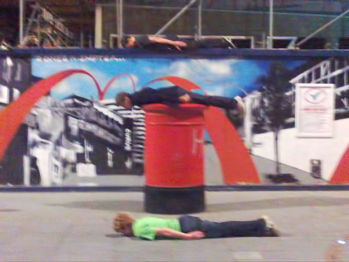 Triple plank