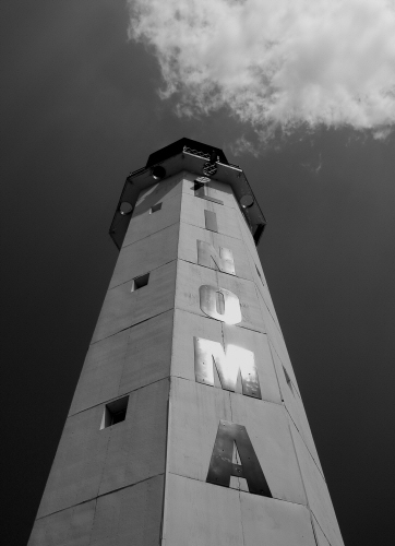 lighthouse1.jpg