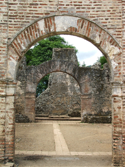 Ruinas de Ujarrás 04
