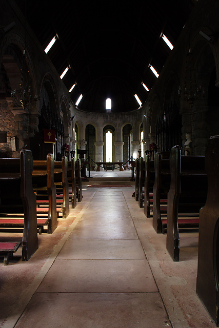 Saint_Conans_Kirk_Loch_Awe.jpg