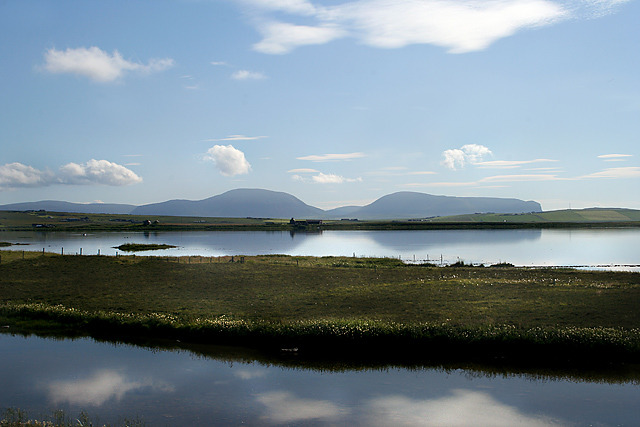 harray-loch-small.jpg