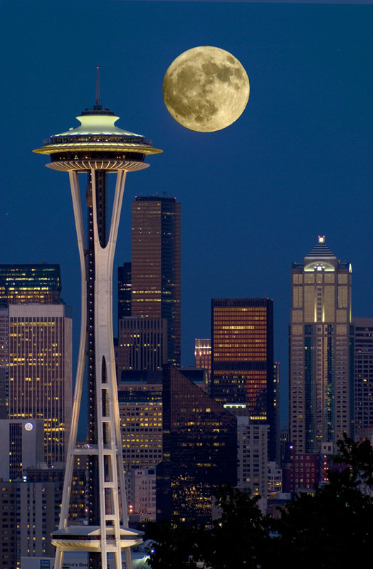Full moon over Seattle