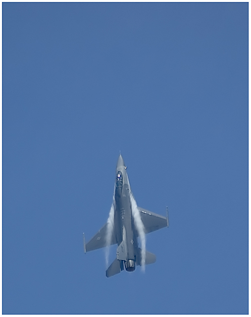 F16.jpg