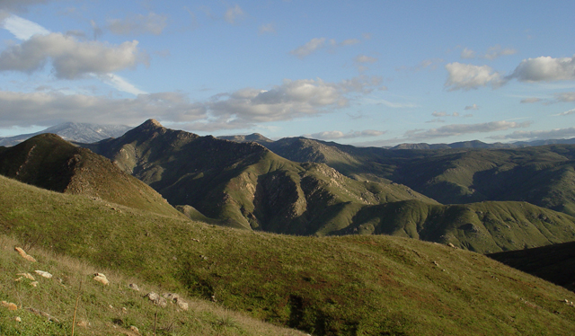 Mountains2.jpg