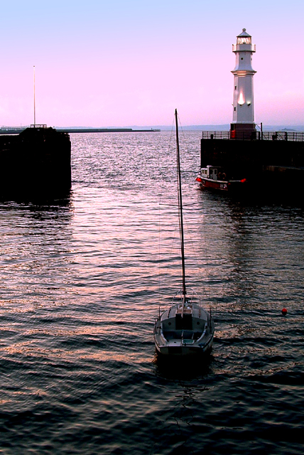 NewhavenHarb.jpg