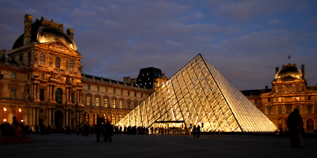 Louvre by night