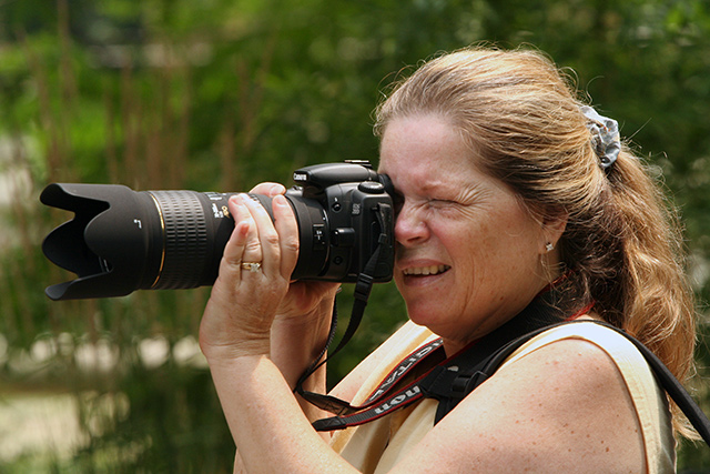 Lhall... or LHaul? That's a big lens!