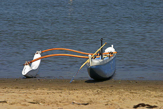 outrigger01.jpg
