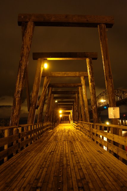 Long Walk; Short Pier (I)