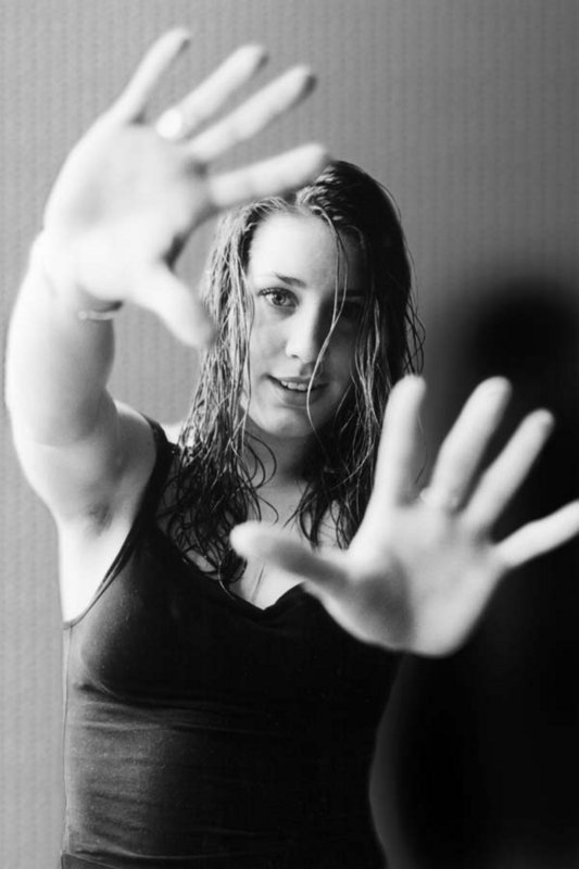 Face hands frame