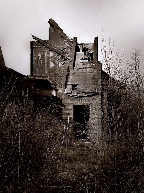 DP Challenge - Abandoned Building.jpg