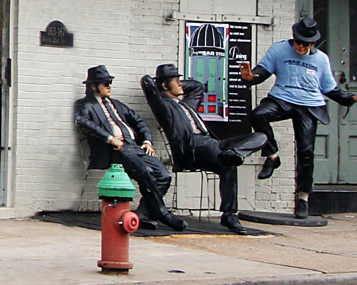 Just Hanging Out (crop 1)
