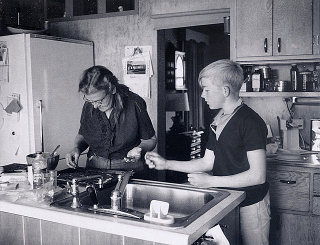 Kitchen at wispering hills.jpg