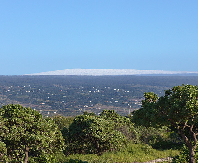 Snow on Mauna Loa.jpg