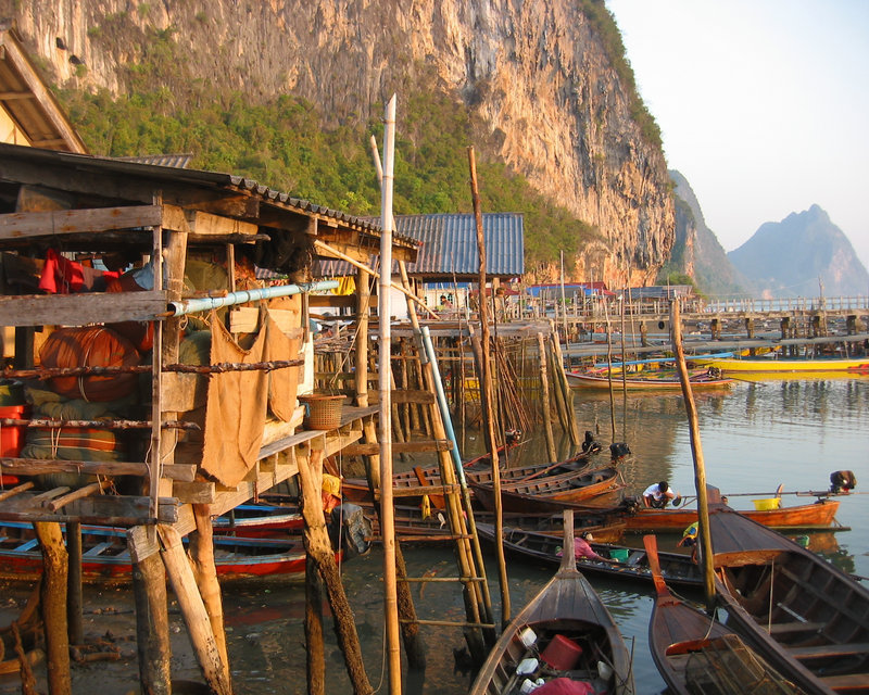 8X10Thai