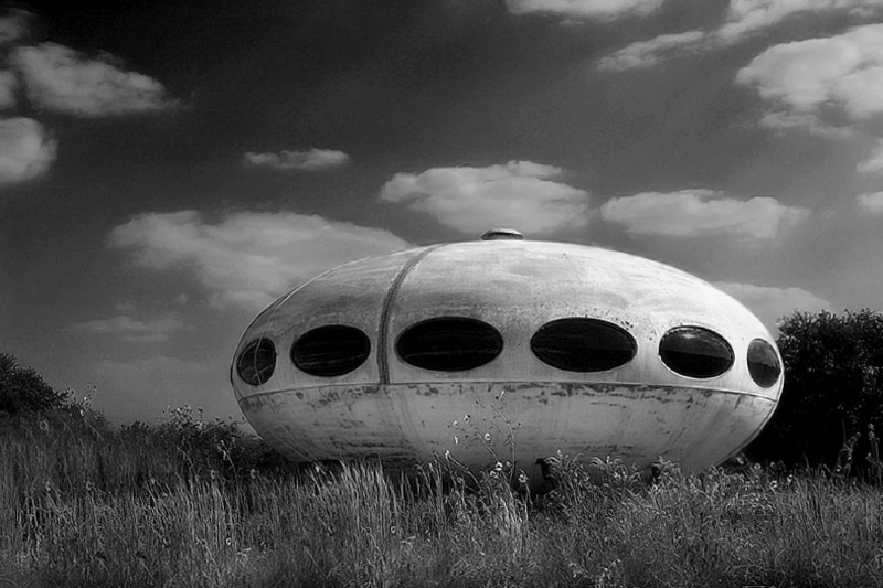 Spaceship-5.jpg