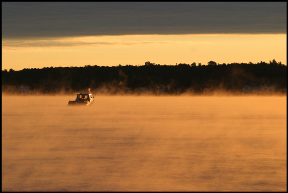 dive-boat.jpg
