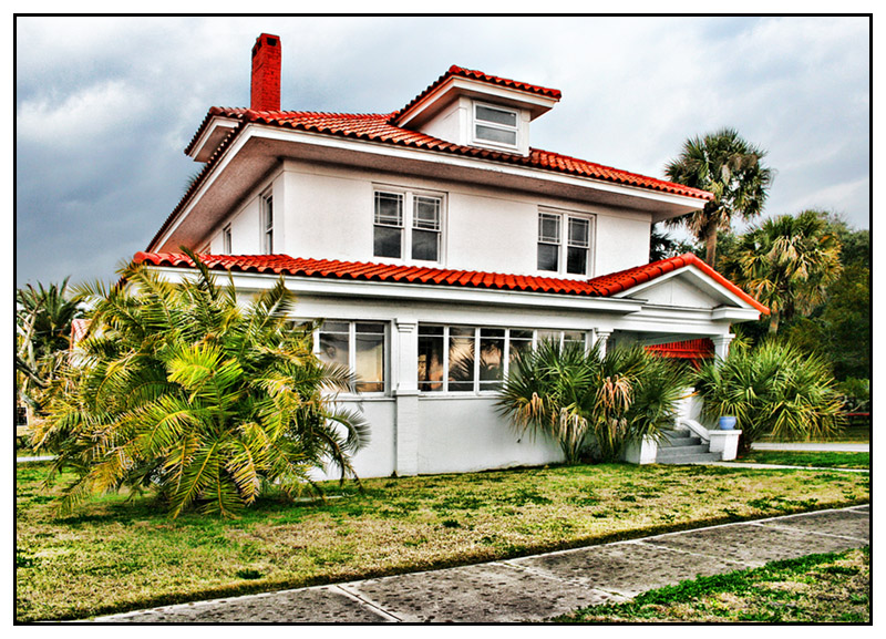 redjulep house.jpg