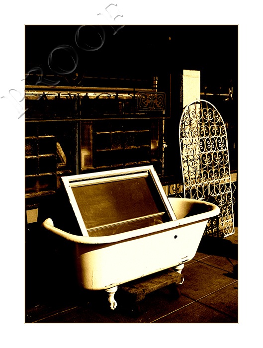 The Tub
