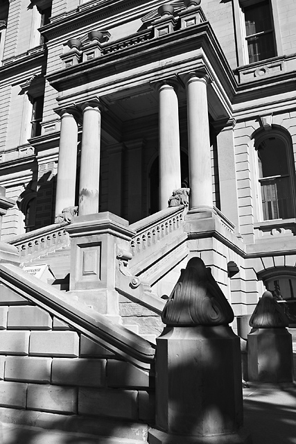 capitol entrance.jpg