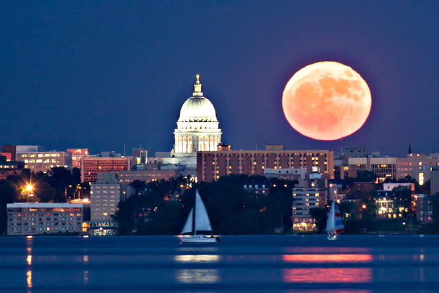 Madison Moonrise, June 2008