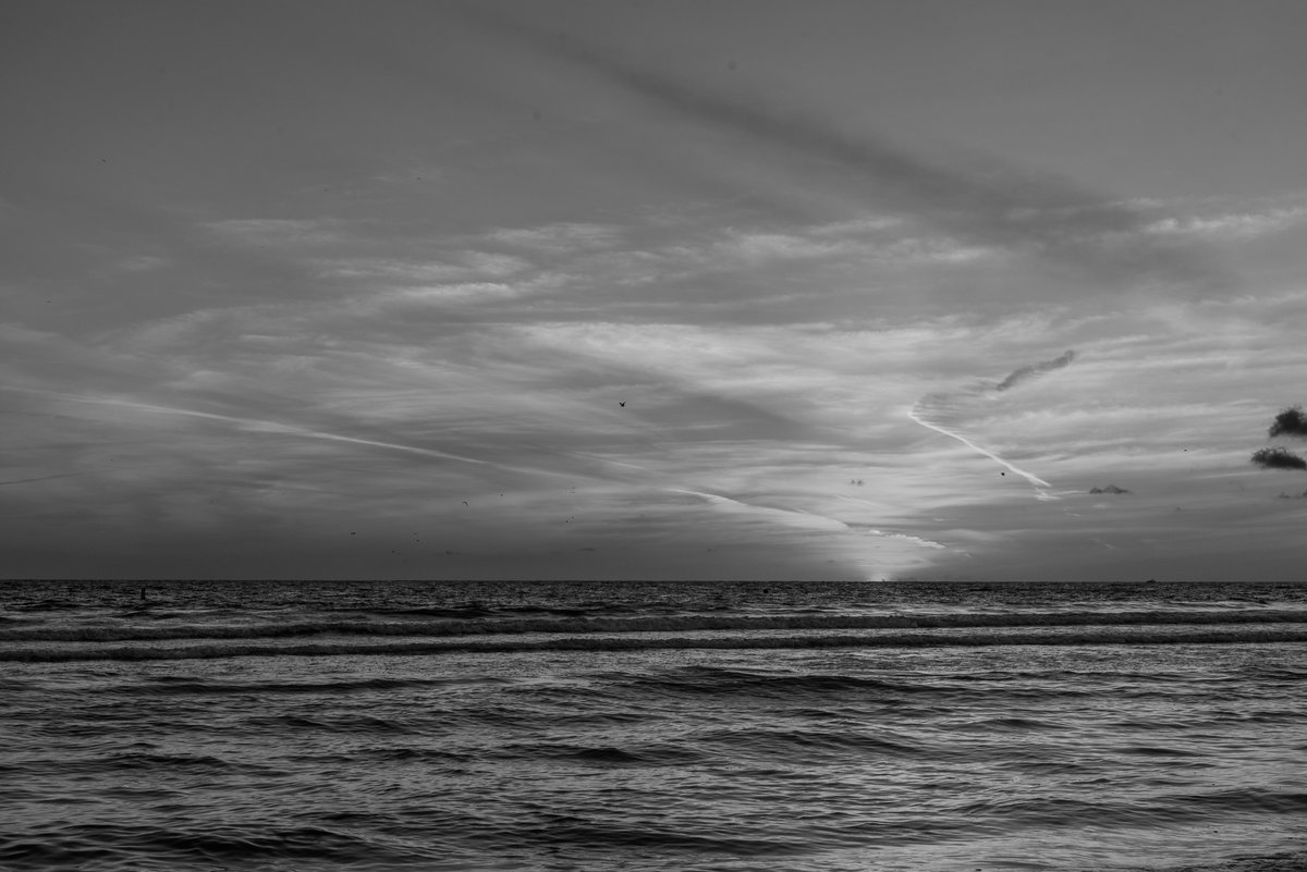 E75_6298-PSDesaturate
